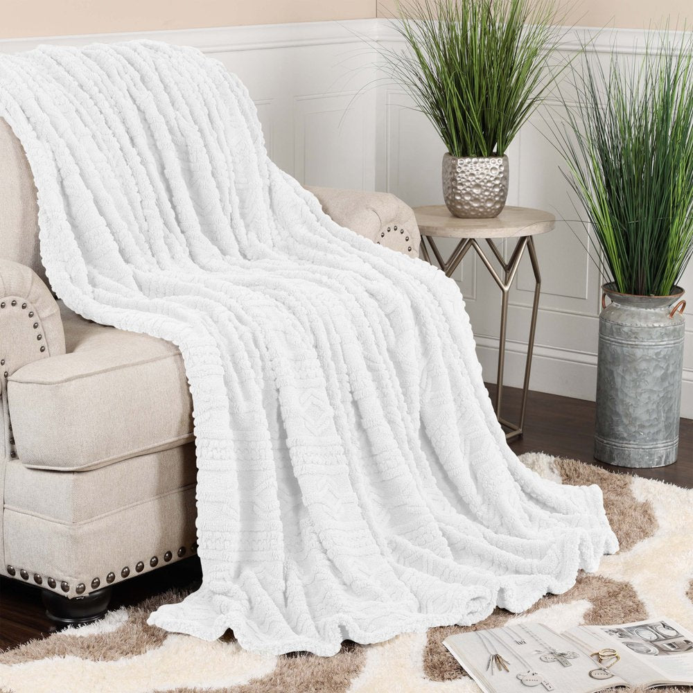 Twin White Fleece Knitted Plush Blanket