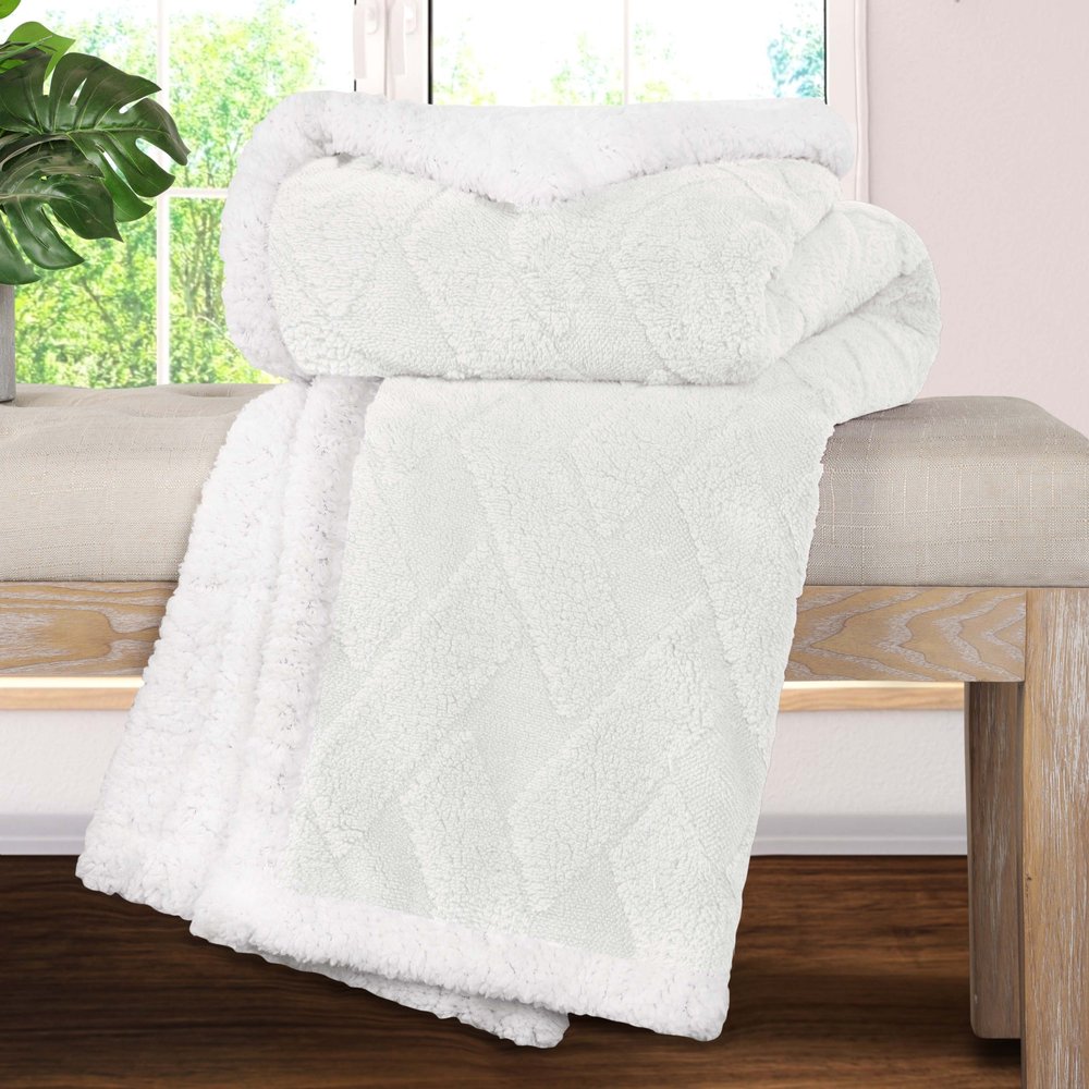 Twin White Fleece Knitted Plush Blanket