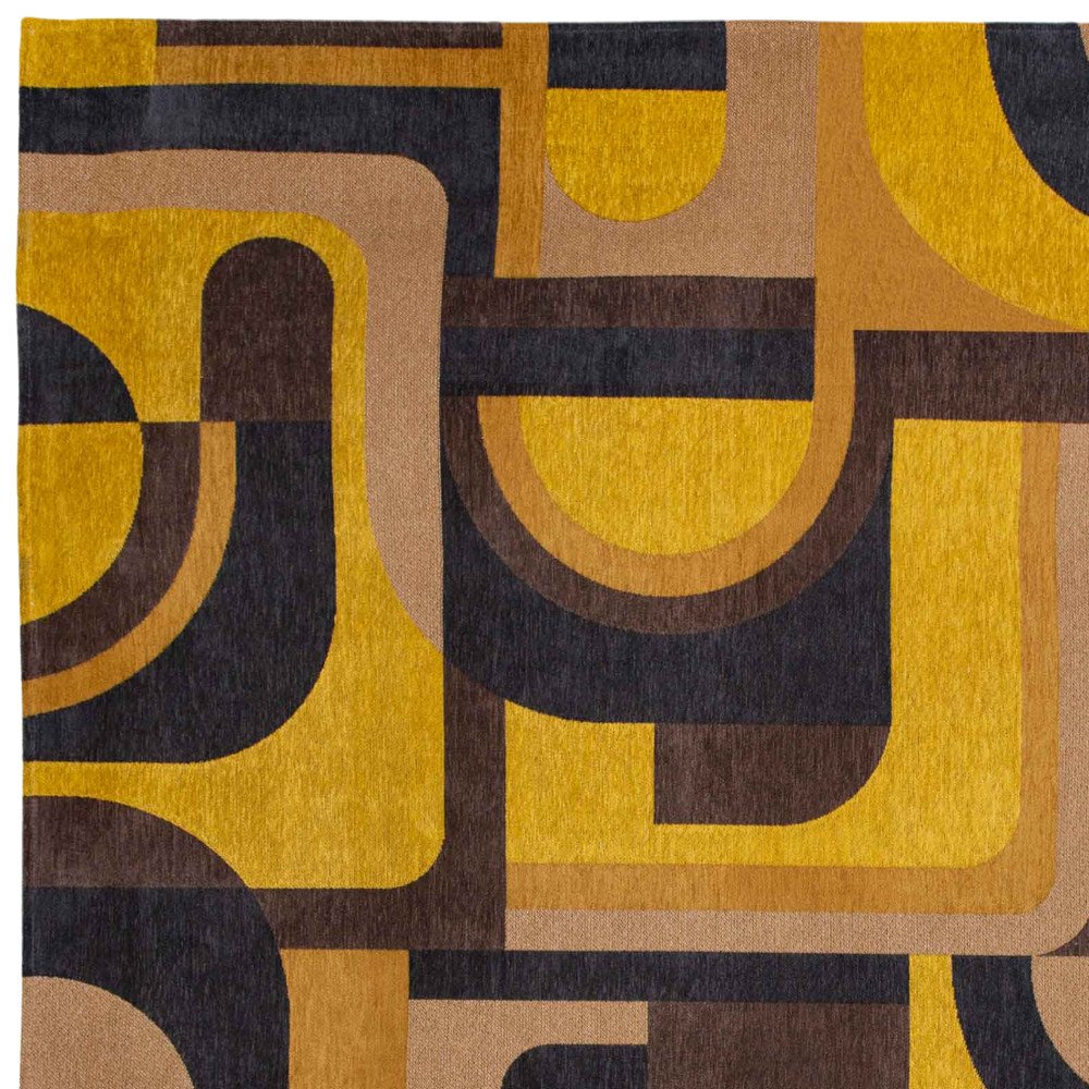9' X 13' Yellow And Black Geometric Washable Area Rug